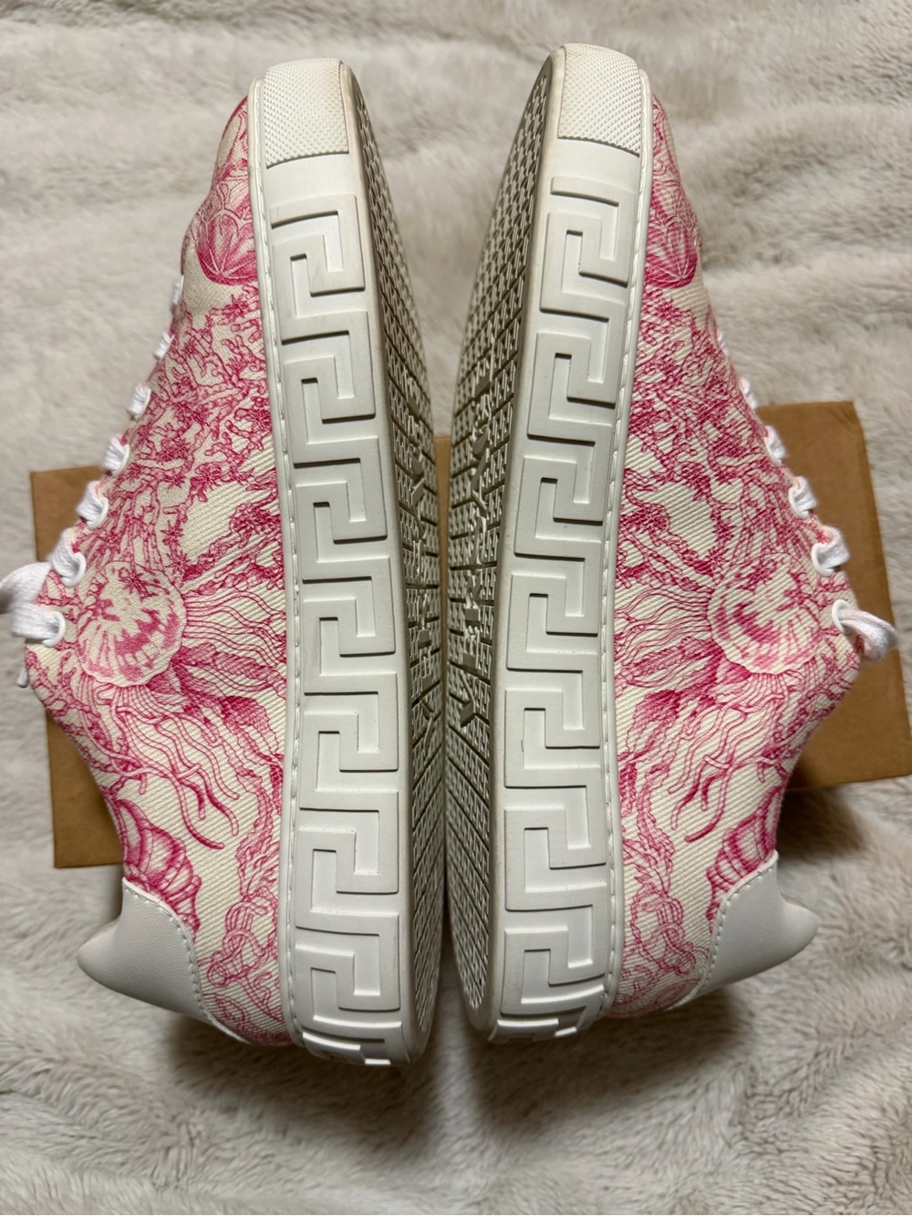 Versace Women’s Cream Canvas Sneakers with Pink Toile Print
Like New - Picture 6 of 11